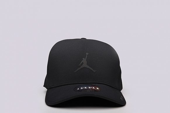 Мужская кепка Jordan Classic (801767-010)