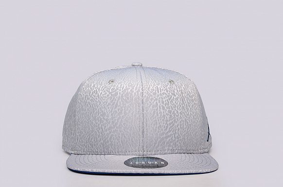 Мужская кепка Jordan Retro Snapback (802029-024)