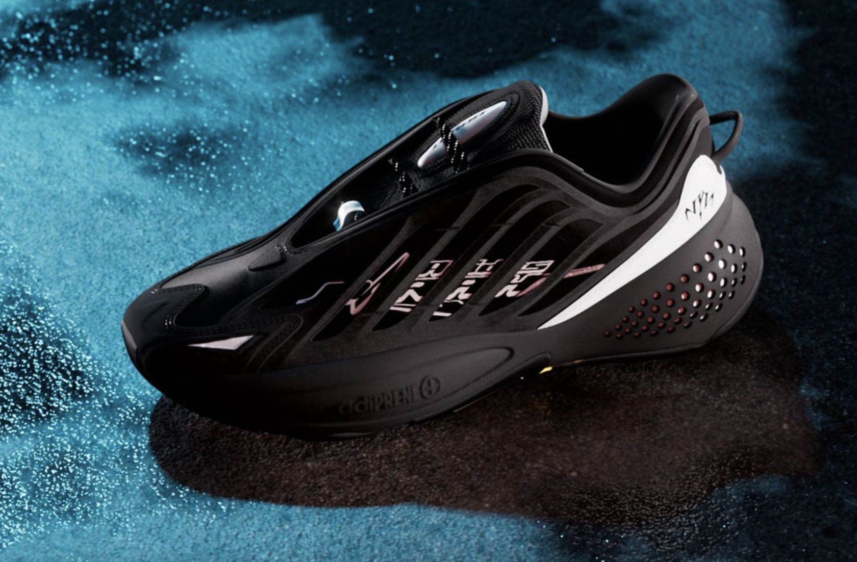 adidas Ozrah x GUCCIMAZE - Статьи блога интернет магазина Sneakerhead