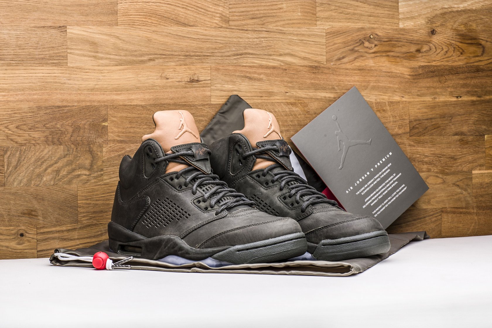 Air Jordan V 'Take Flight' Статьи блога интернет магазина Sneakerhead