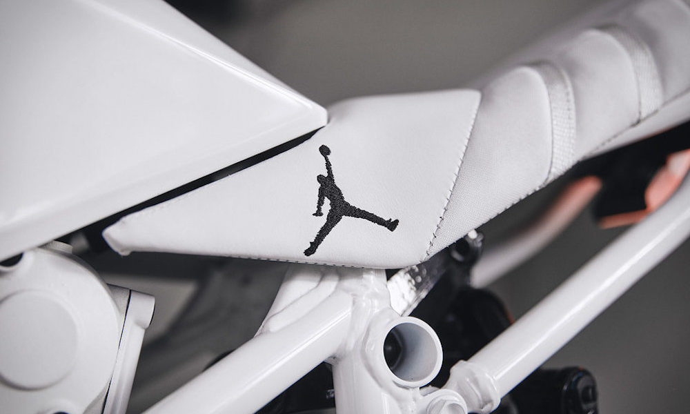 Магазин BSTN выпустил байк в стиле Air Jordan 11 'Concord' - Статьи блога  интернет магазина Sneakerhead