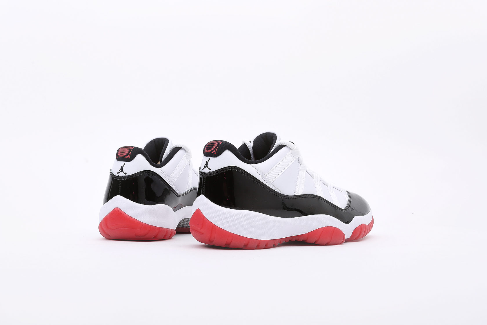 air jordan 11 bred white