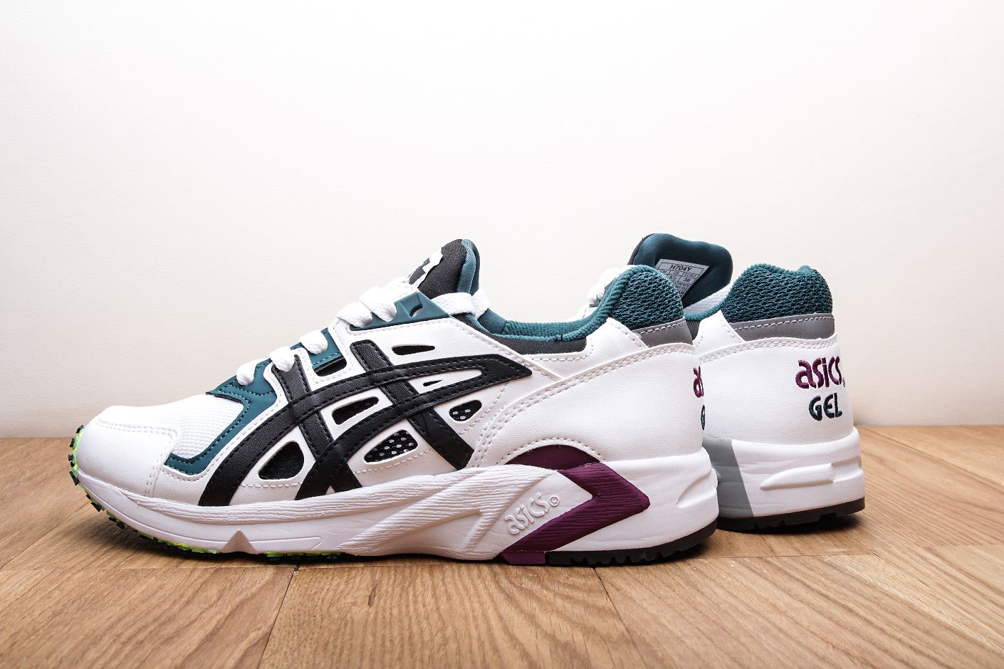 asics h704y