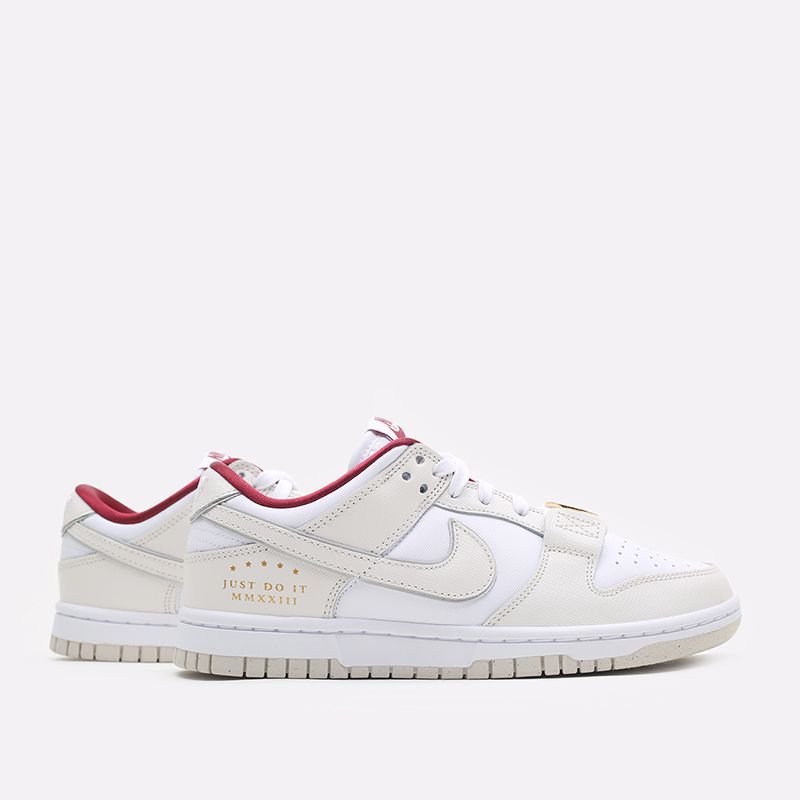 Женские кроссовки Nike WMNS Dunk Low SE (DV1160-100) - купить оригинал ...