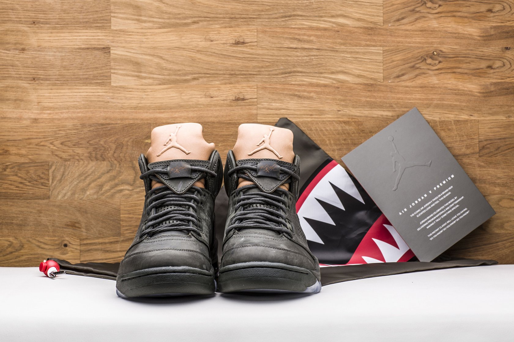 Air Jordan V 'Take Flight' Статьи блога интернет магазина Sneakerhead