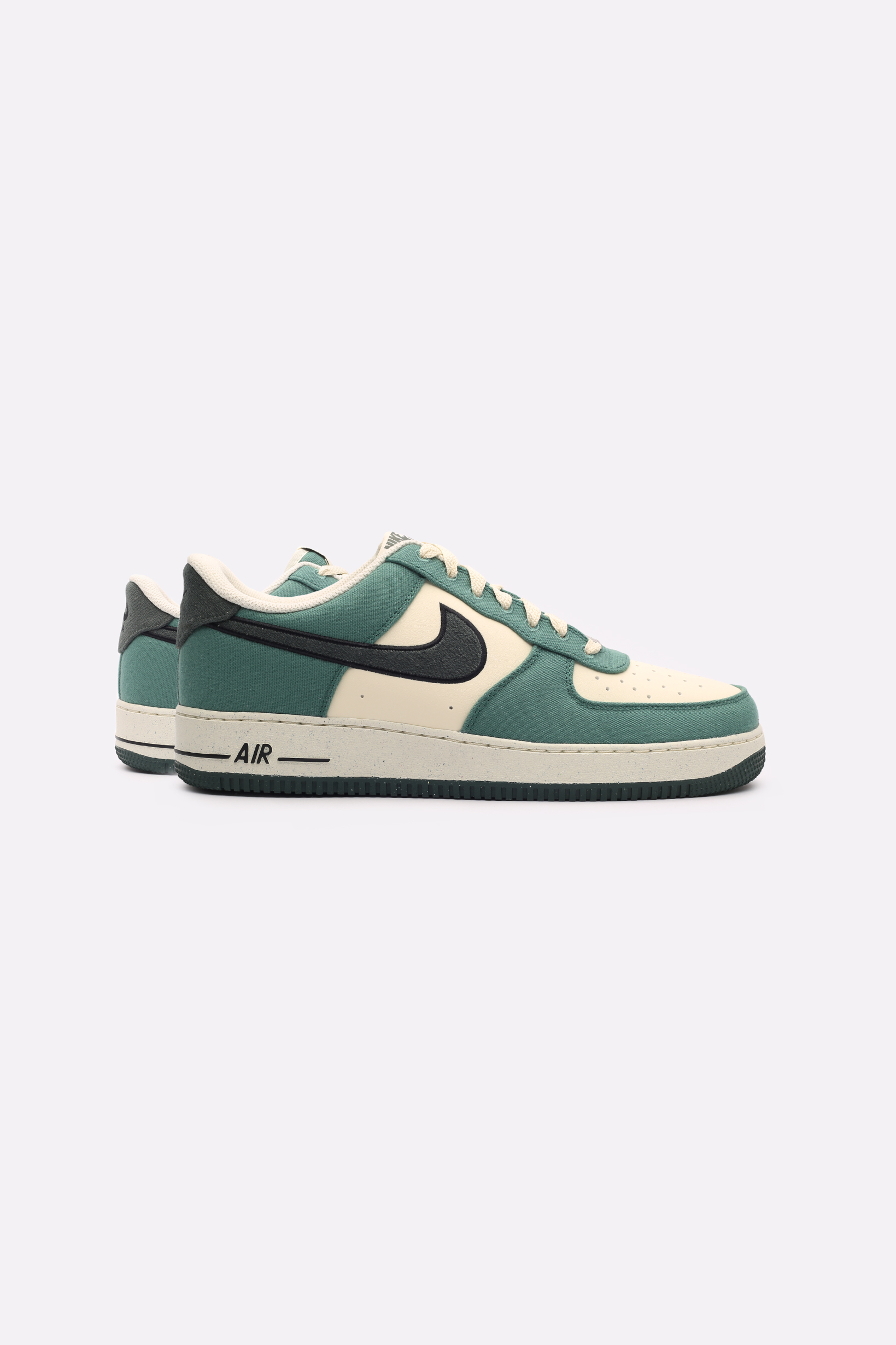 Nike Air Force 1 07 LV8 1 FQ8713 100 Sneakerhead