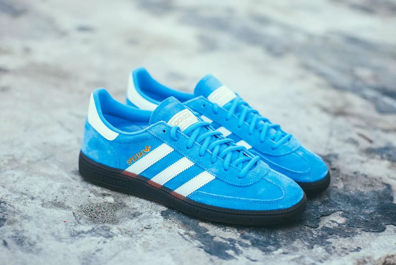 adidas Handball Spezial: возвращение футбола - Статьи блога интернет  магазина Sneakerhead