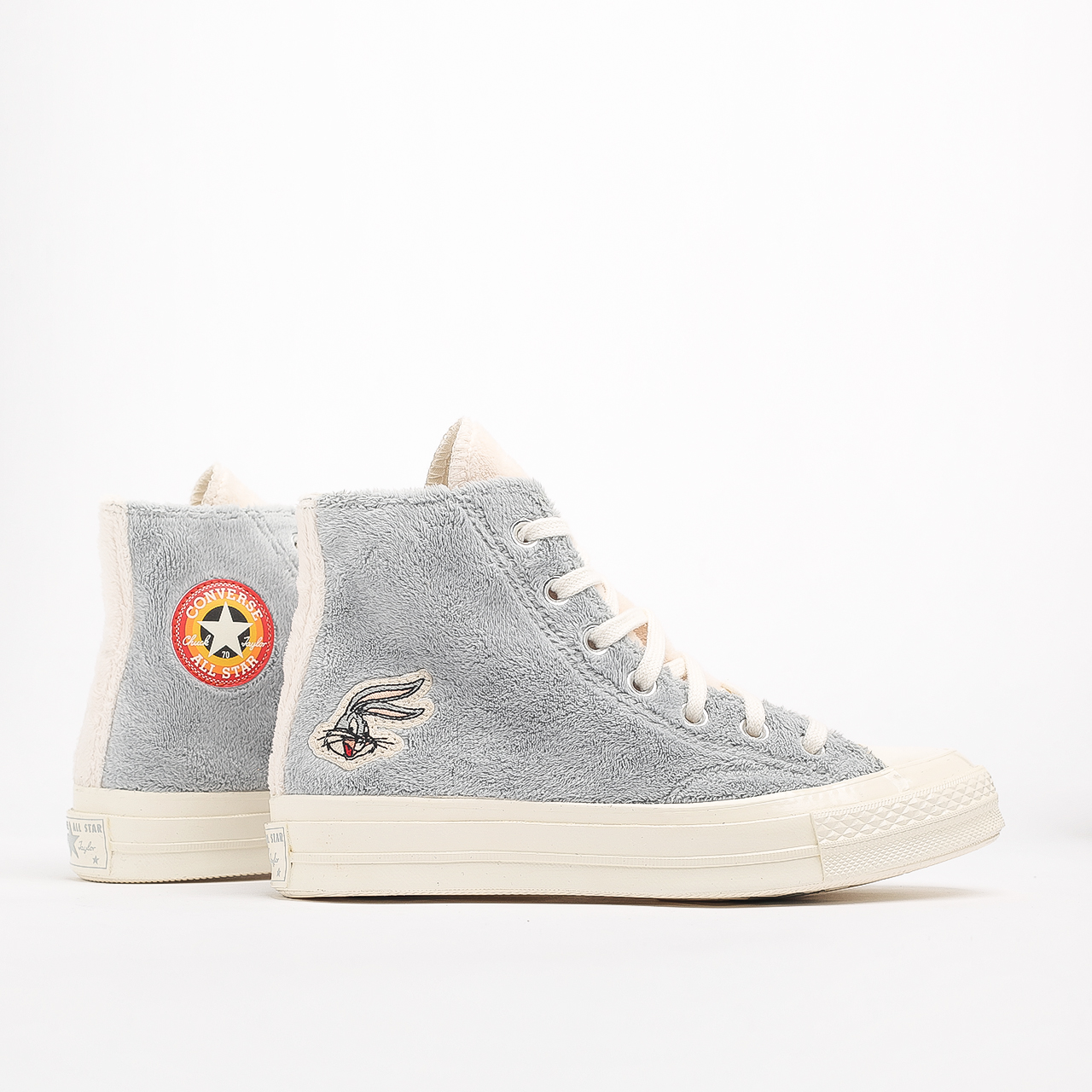 Купить серые кеды Chuck 70 High Top x Bugs Bunny от Converse (169222) по цене 9400 рублей