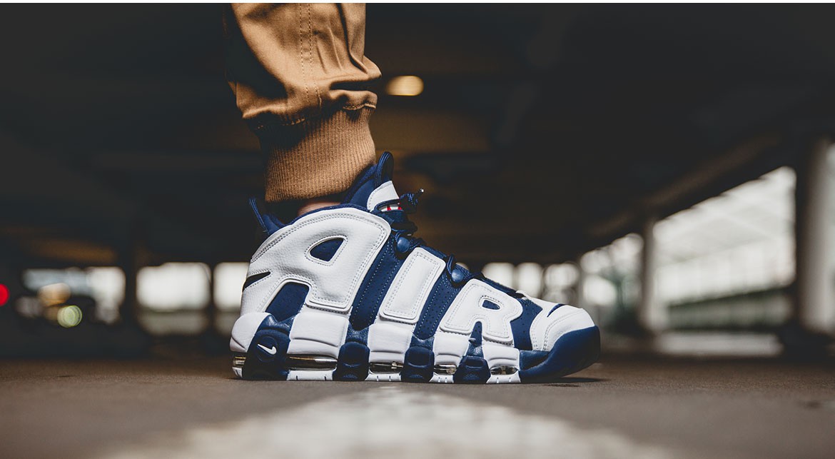 air more uptempo on feet