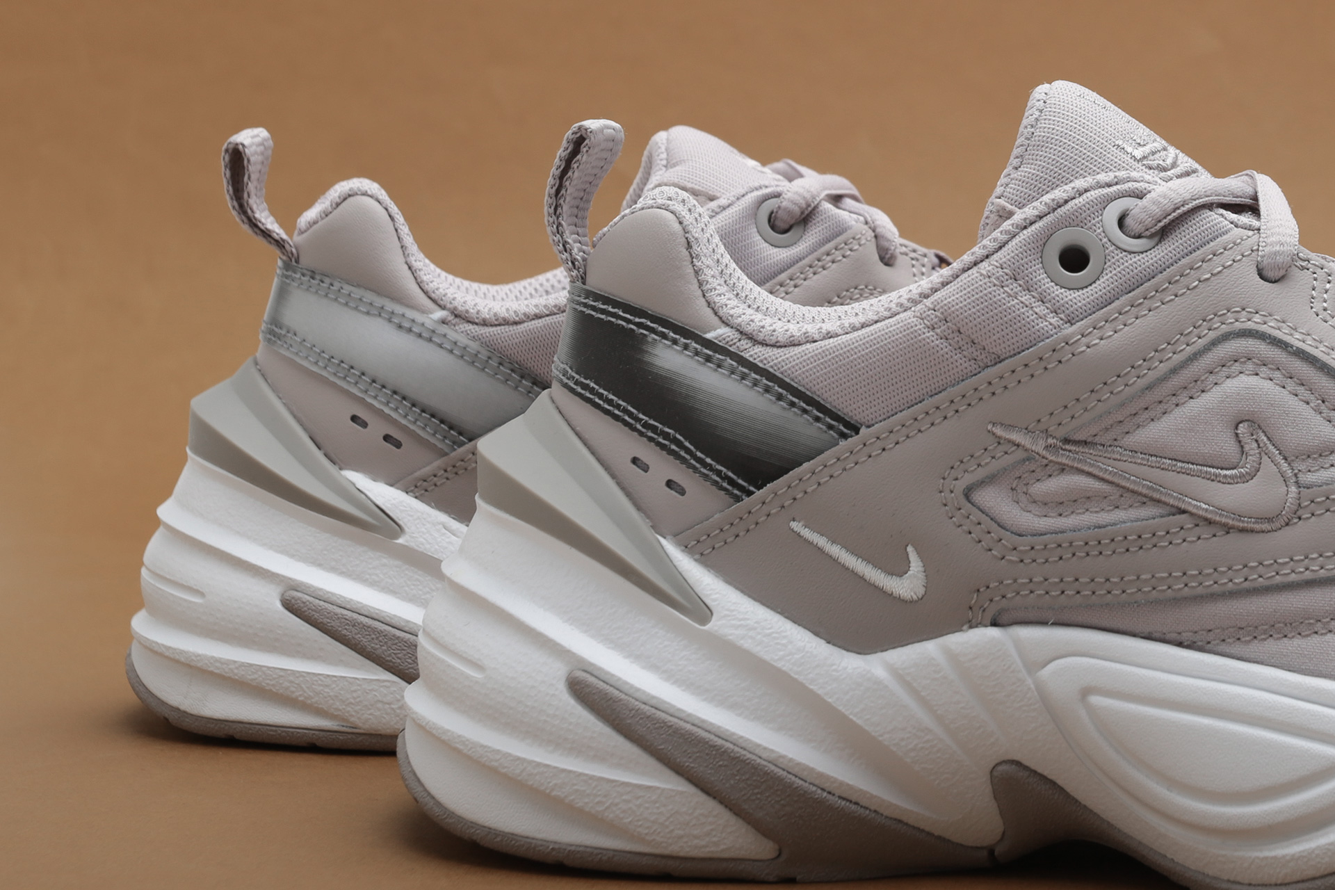 nike ao3108 203