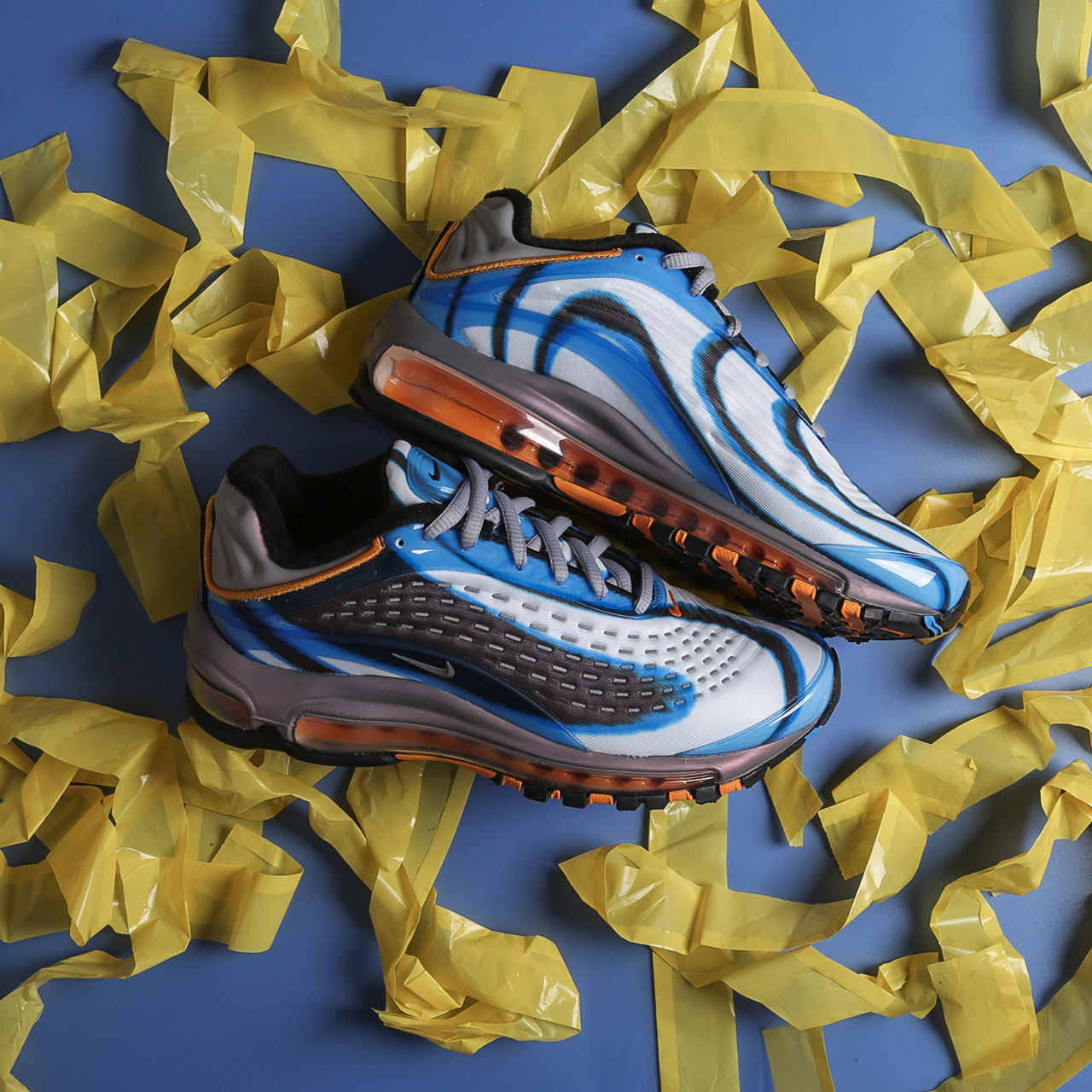 Кроссовки Nike WMNS Air Max Deluxe