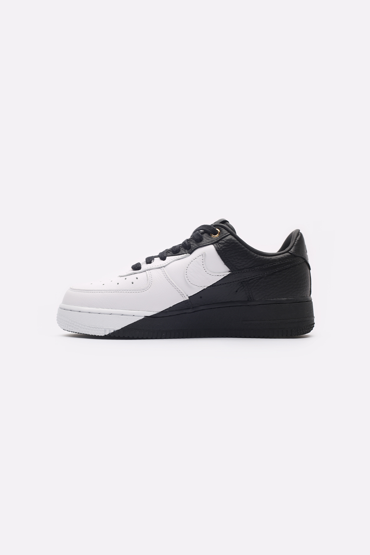 Air force 1 half black half white hotsell