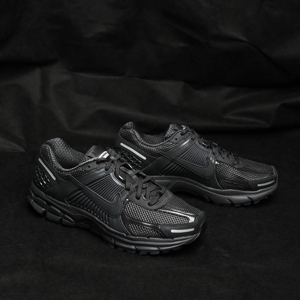 nike air vapormax plus white & pure platinum