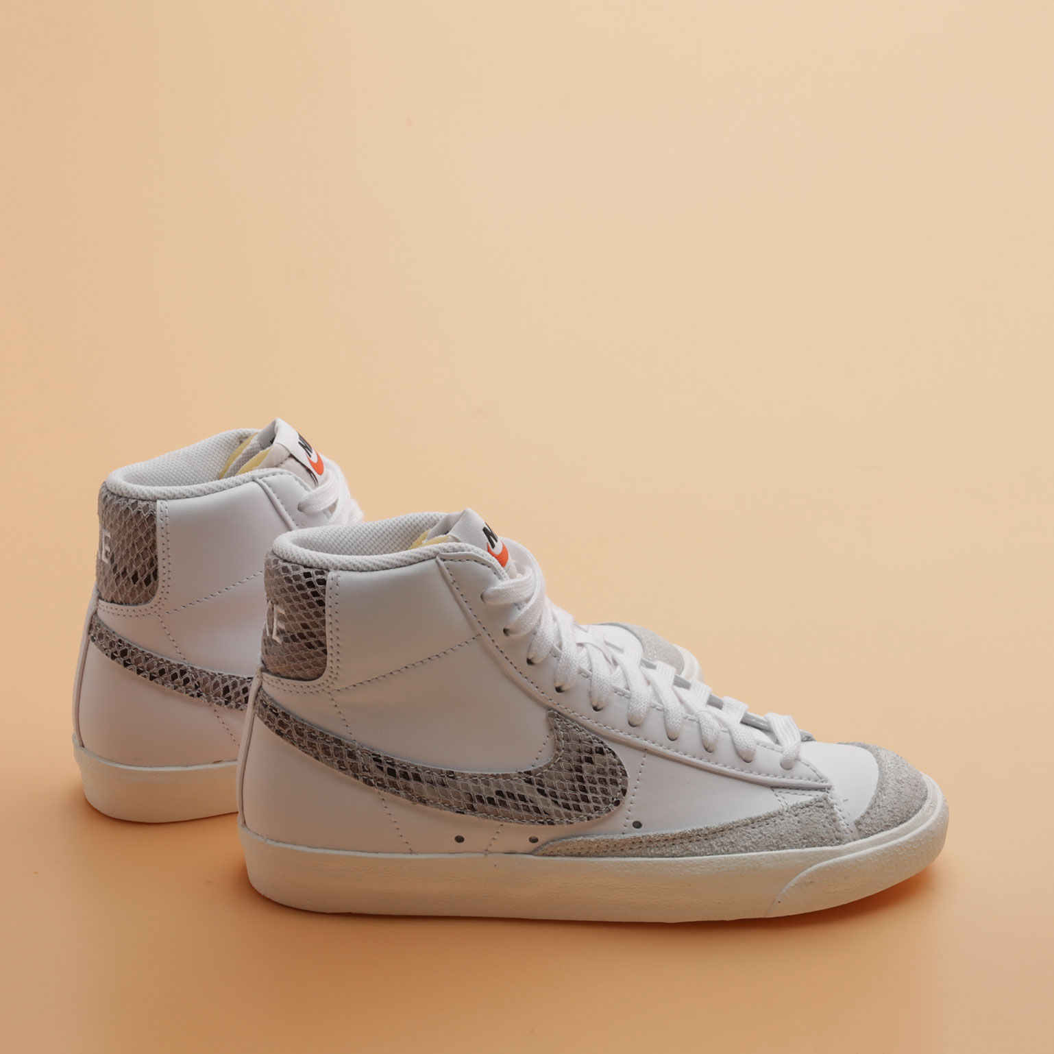 nike blazer mid 77 vntg reptile