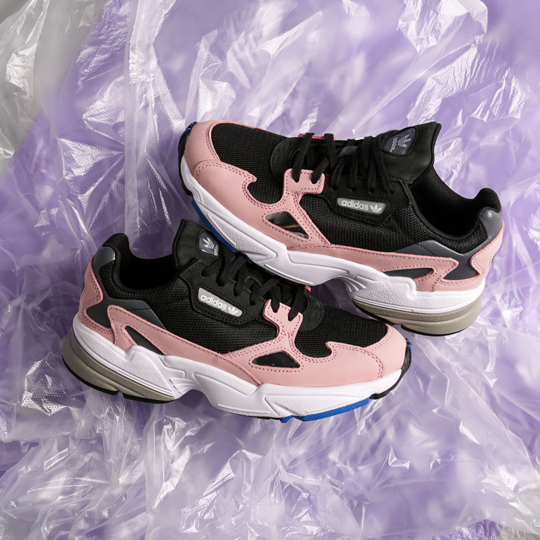 adidas falcon w b28126