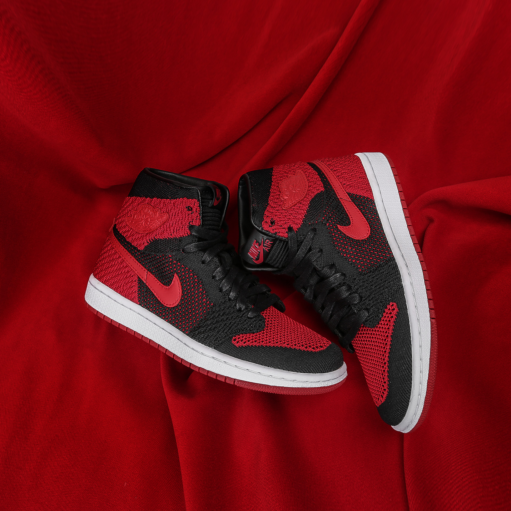 Сколько стоит кроссовки nike. Кроссовки Nike 2022 Jordan. Джорданы кроссовки найк оригинал.