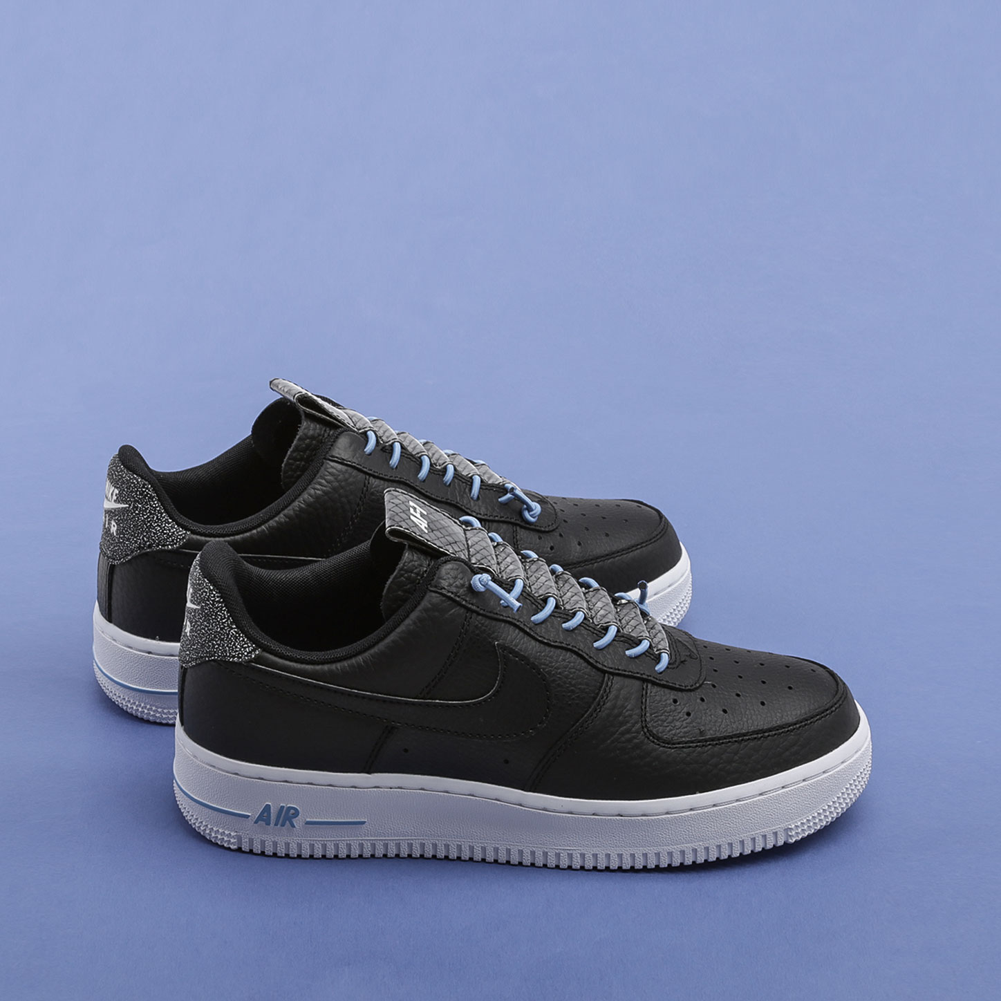 Женские кроссовки Nike WMNS Air Force 1 '07 LX (898889-015) - купить ...
