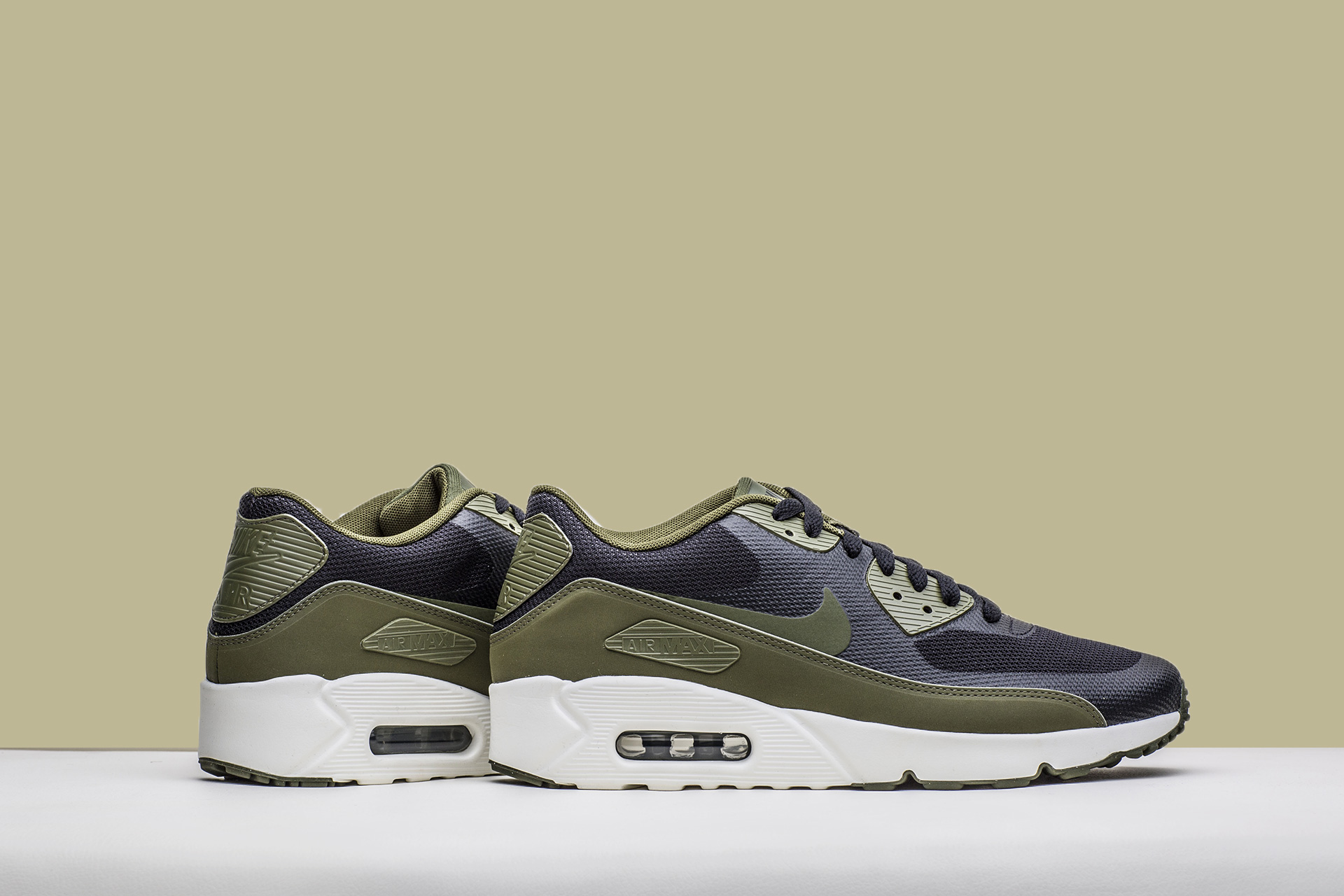 Nike Air Max 90 Ultra 2.0 Essential 875695 004 Sneakerhead