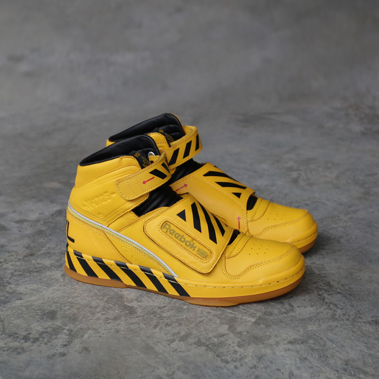 Кроссовки Reebok Alien Stomper Mid pl (bs8882)