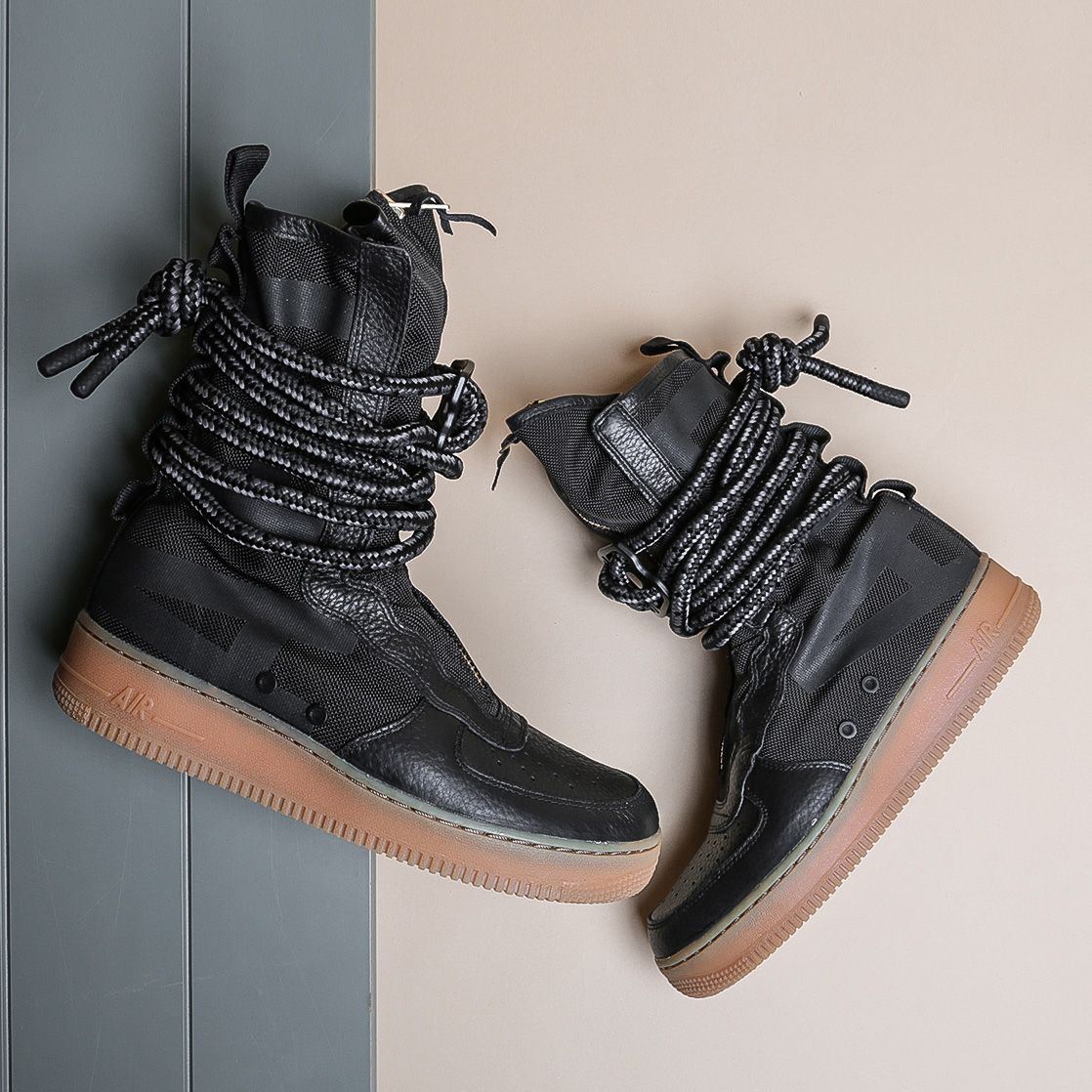 ÐÑÐ¿Ð¸ÑÑ ÑÐµÑÐ½ÑÐµ Ð¼ÑÐ¶ÑÐºÐ¸Ðµ ÐºÑÐ¾ÑÑÐ¾Ð²ÐºÐ¸ SF Air Force 1 Hi Ð¾Ñ Nike (AA1128-001) Ð¿Ð¾ ÑÐµÐ½Ðµ ÑÑÐ±Ð»ÐµÐ¹