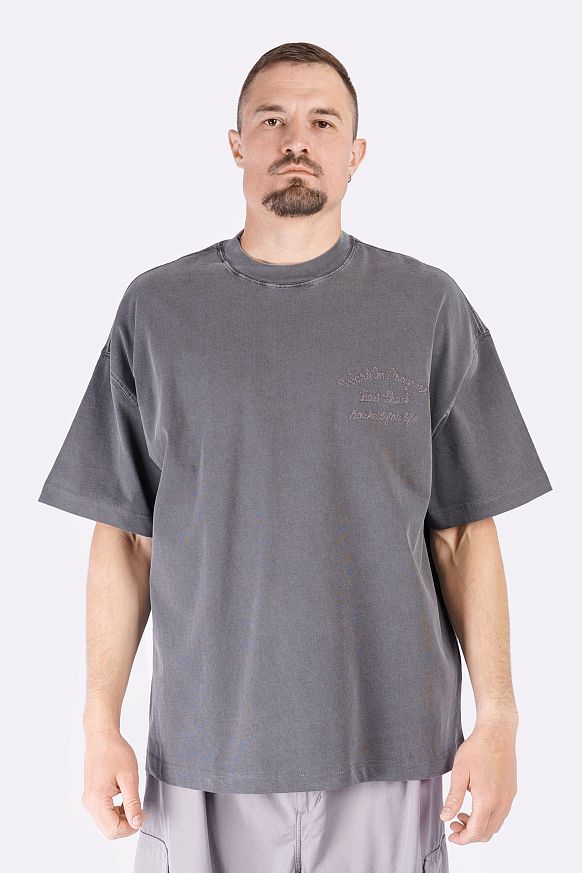 Мужская футболка Carhartt WIP S/S Bait Shack T-Shirt (I034660-black garm dyd) - фото 2 картинки