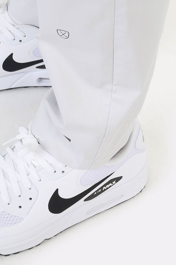 Мужские брюки Nike Dri-Fit UV Chino Print Pant (DH1288-025) - фото 3 картинки