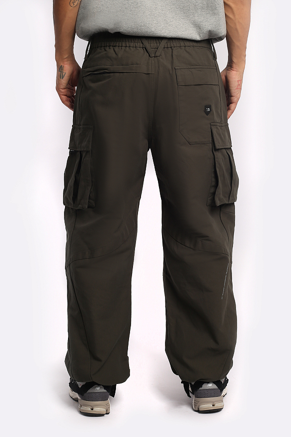 Мужские брюки KRAKATAU Rm156-5 (Rm156-5-тёмно-зелёный) - фото 3 картинки