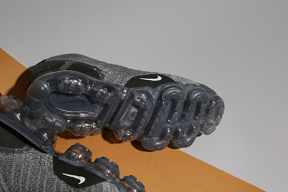 Мужские кроссовки Nike Air Vapormax Flyknit 2 (942842-002) - фото 3 картинки