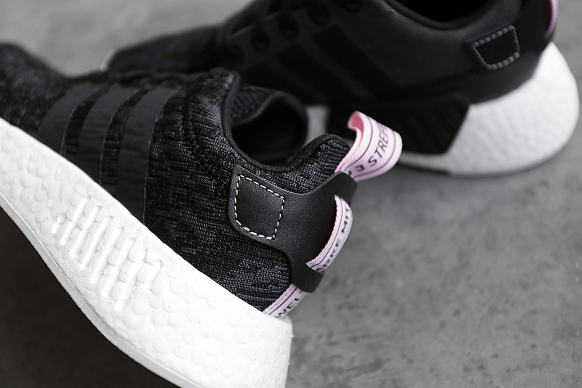 Женские кроссовки adidas Originals NMD_R2 W (BY9314) - фото 3 картинки