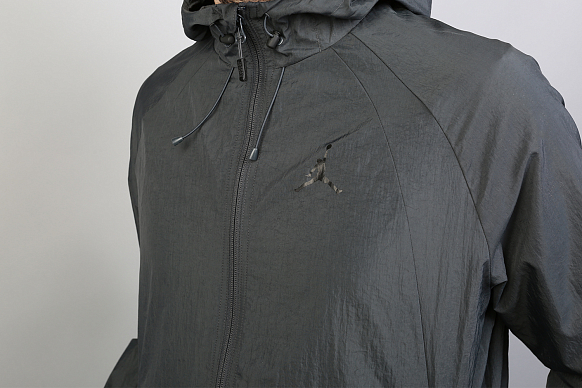 Мужская куртка Jordan Wings Windbreaker Jacket (894228-060) - фото 3 картинки