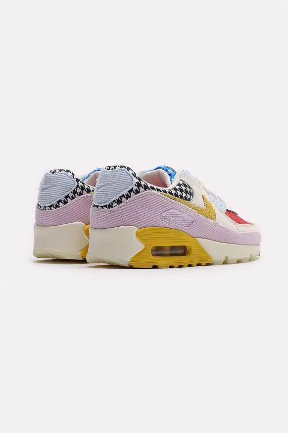 Женские кроссовки Nike WMNS Air Max 90 (DM8075-100) - фото 4 картинки