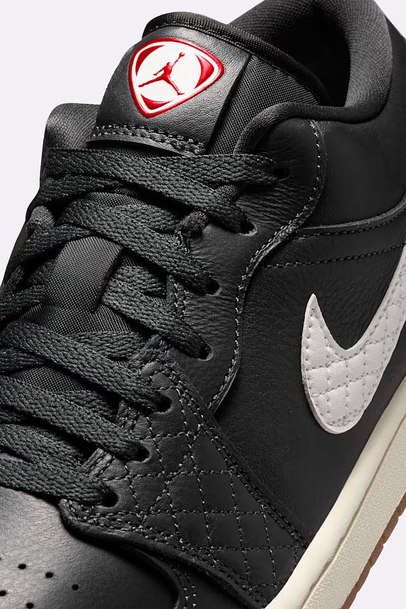 Мужские кроссовки Jordan 1 Low SE (IO2047-001) - фото 2 картинки