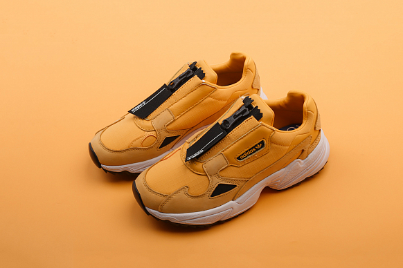 Женские кроссовки adidas Originals Falcon Zip W (EE5113) - фото 3 картинки