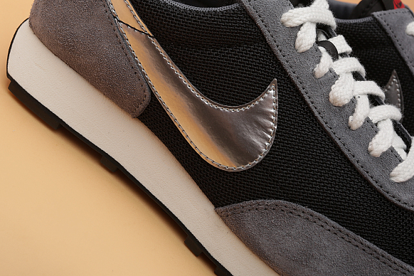 Мужские кроссовки Nike Dbreak SP (BV7725-002) - фото 2 картинки