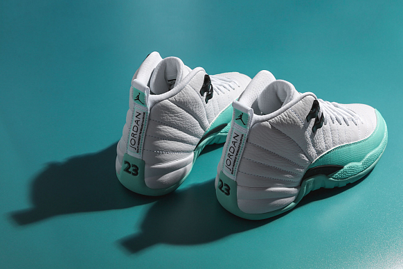 Женские кроссовки Jordan XII Retro GS (510815-100) - фото 4 картинки