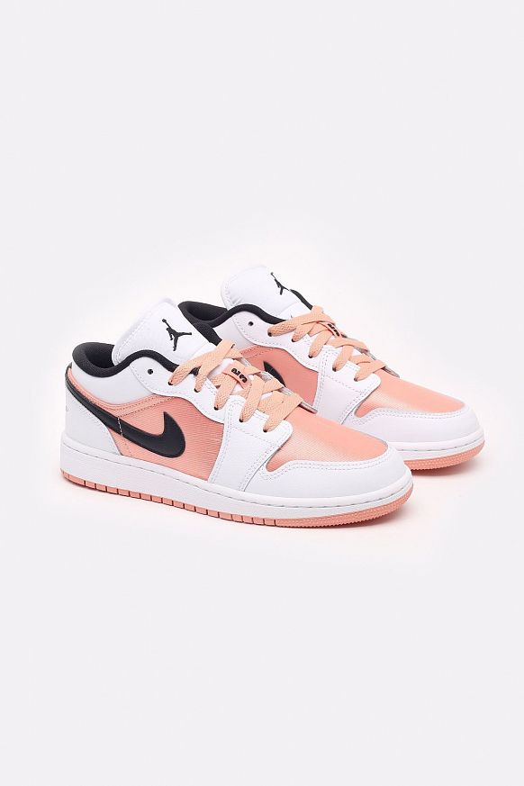 Женские кроссовки Jordan 1 Retro Low GS (DM8960-801) - фото 3 картинки