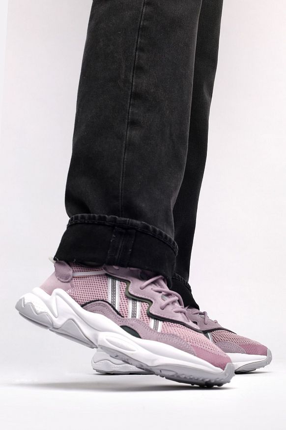 Женские кроссовки adidas Originals Ozweego W (EG9205) - фото 8 картинки
