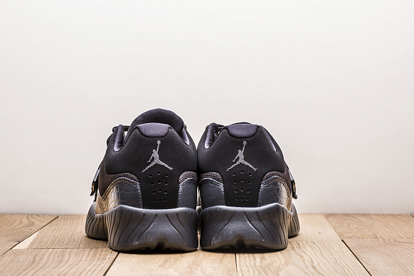 Мужские кроссовки Jordan J23 (854557-011) - фото 3 картинки