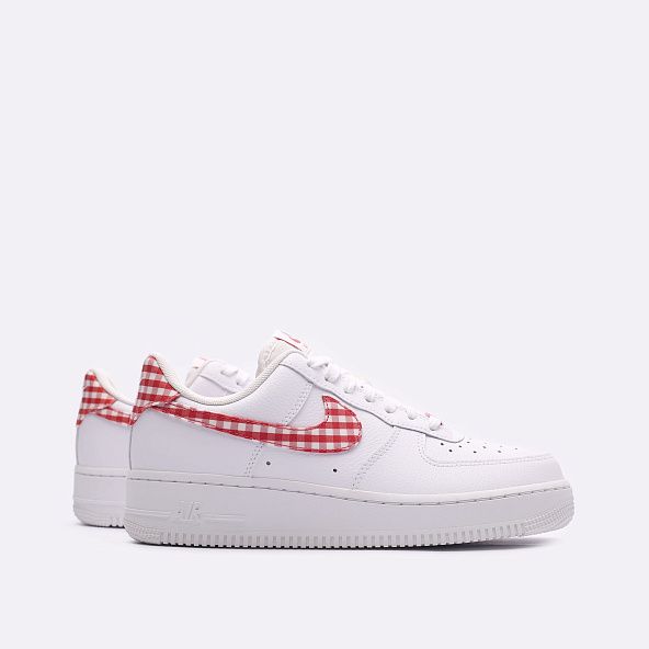 Кроссовки Nike WMNS Air Force 1 '07 ESS Trend