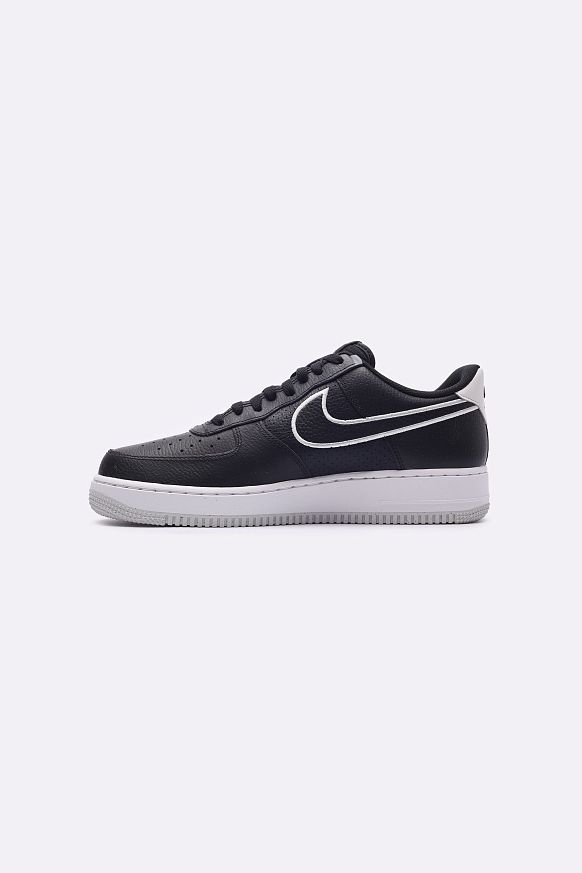 Женские кроссовки Nike Air Force 1 '07 (FJ4211-001_) - фото 2 картинки