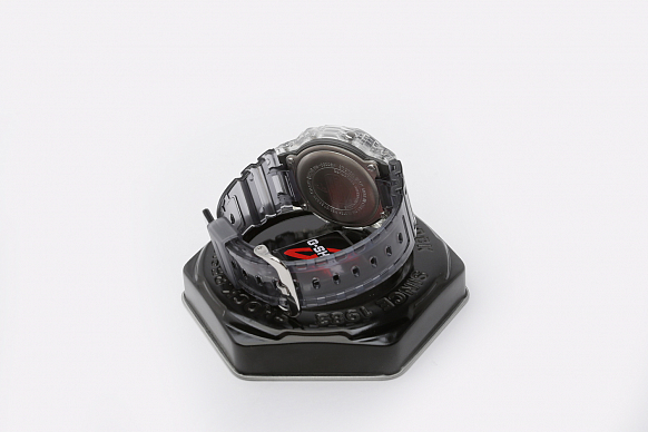 Часы Casio G-Shock (DW-5600SK-1ER) - фото 3 картинки