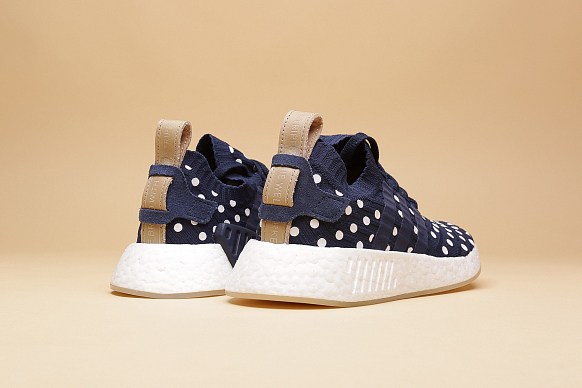 Женские кроссовки adidas Originals NMD_R2 PK W (BA7560) - фото 2 картинки