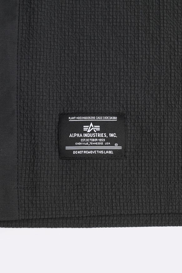 Мужская рубашка Alpha Industries SS Seersucker Shirt (MTS55000C1_077-charcoal) - фото 3 картинки
