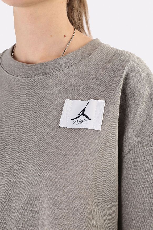 Женская футболка Jordan Essential T-Shirt (DD7057-320) - фото 2 картинки