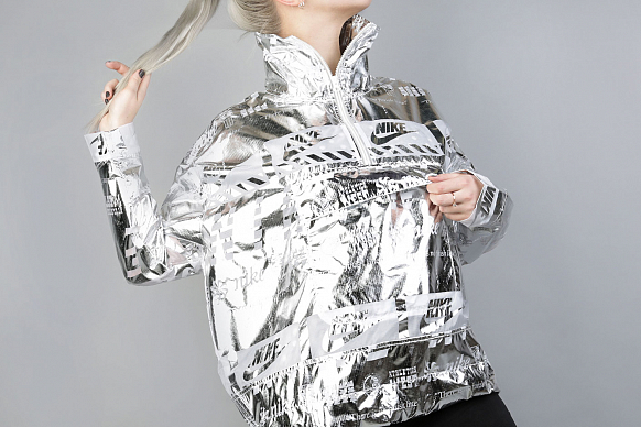 Женская куртка Nike Metallic Women's Jacket (914210-100) - фото 2 картинки