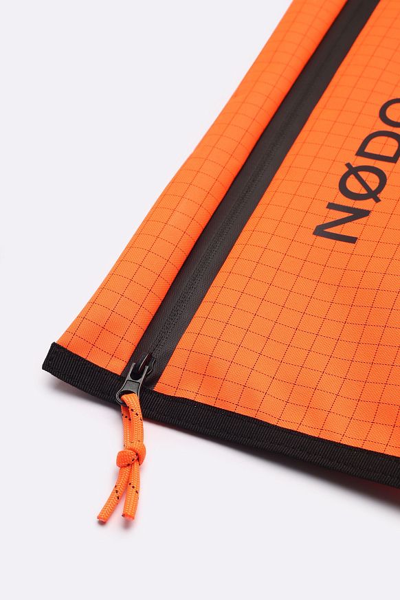 Сумка-косметичка NODO Essentials (COSMO-orange) - фото 4 картинки