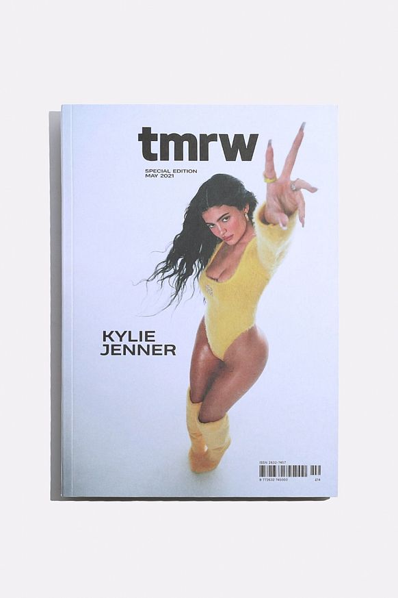Журнал tmrw Kylie Jenner Issue (tmrw-kylie) - фото 3 картинки