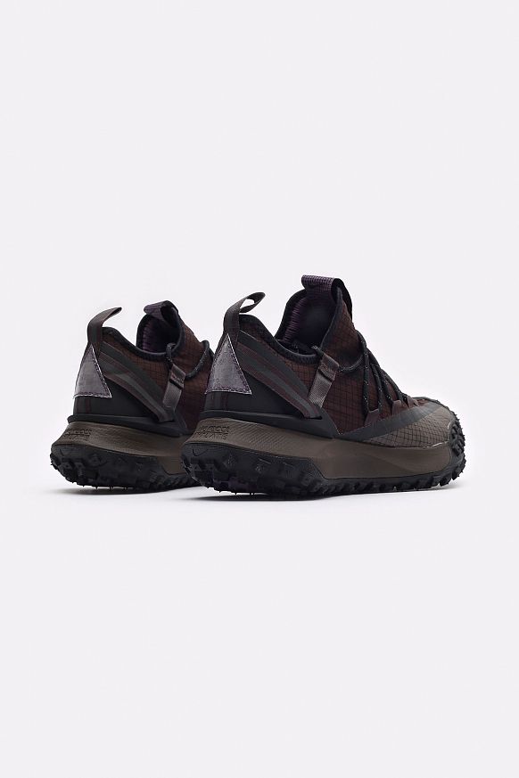 Кроссовки Nike ACG Mountain Fly Low (DC9045-200) - фото 2 картинки