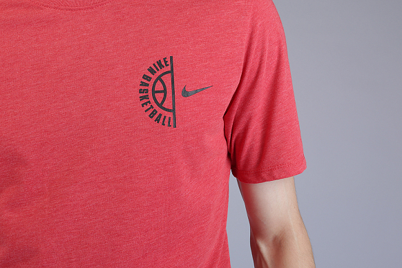 Мужская футболка Nike Basketball Dry (899433-672) - фото 2 картинки
