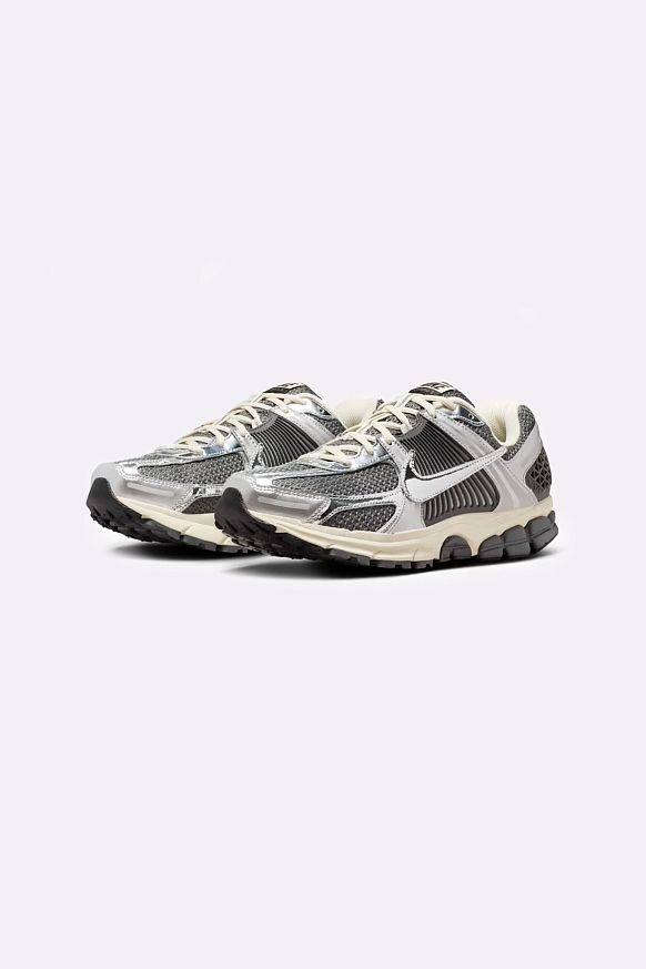 Мужские кроссовки Nike Air Zoom Vomero 5 (IM3486-001) - фото 4 картинки